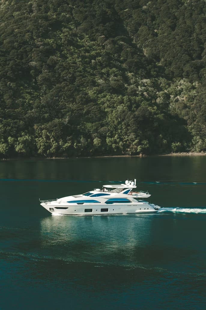 Explore 360 yacht and travel experience
